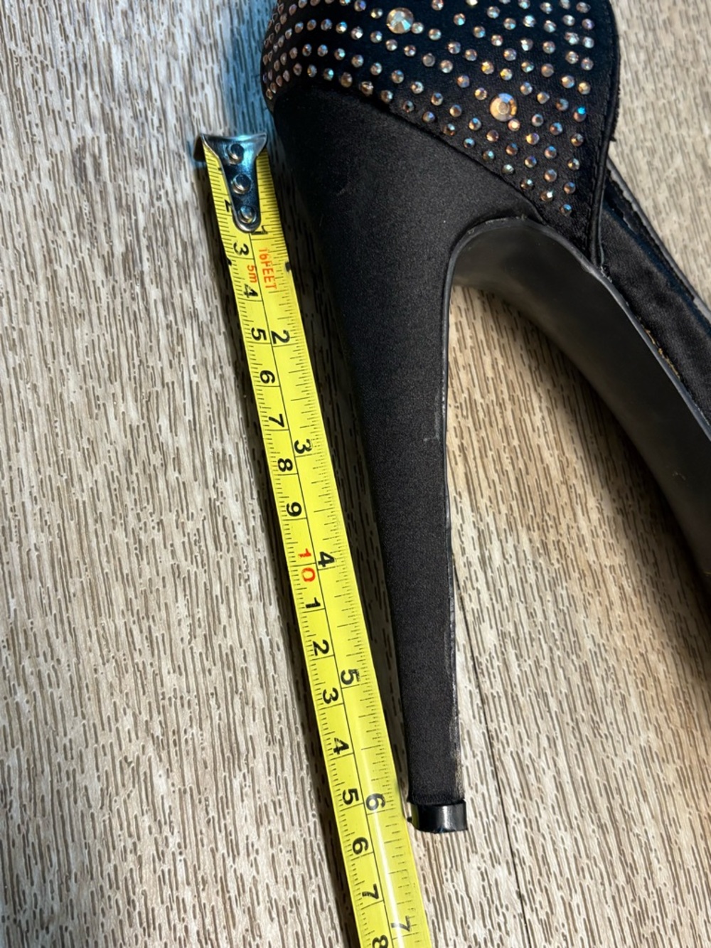 BAKERS Y2K STUDDED PEEP TOE HEELS SIZE 9M - Picture 6 of 10